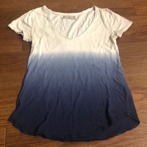 Abercrombie & Fitch t shirt